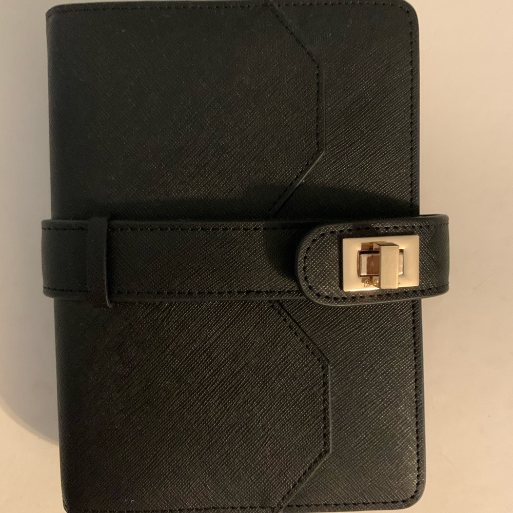 Aura Estelle Lock-it Notebook Cover A6 with notebk